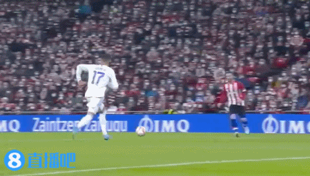 松井秀喜在 2013 年在洋基球场正式举行退休仪式，并获颁日本政府的“国民荣誉赏”