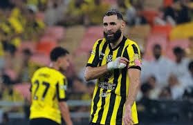 巴特勒：我就只和乐福和罗齐尔聊了一点点 还没和其他人聊过